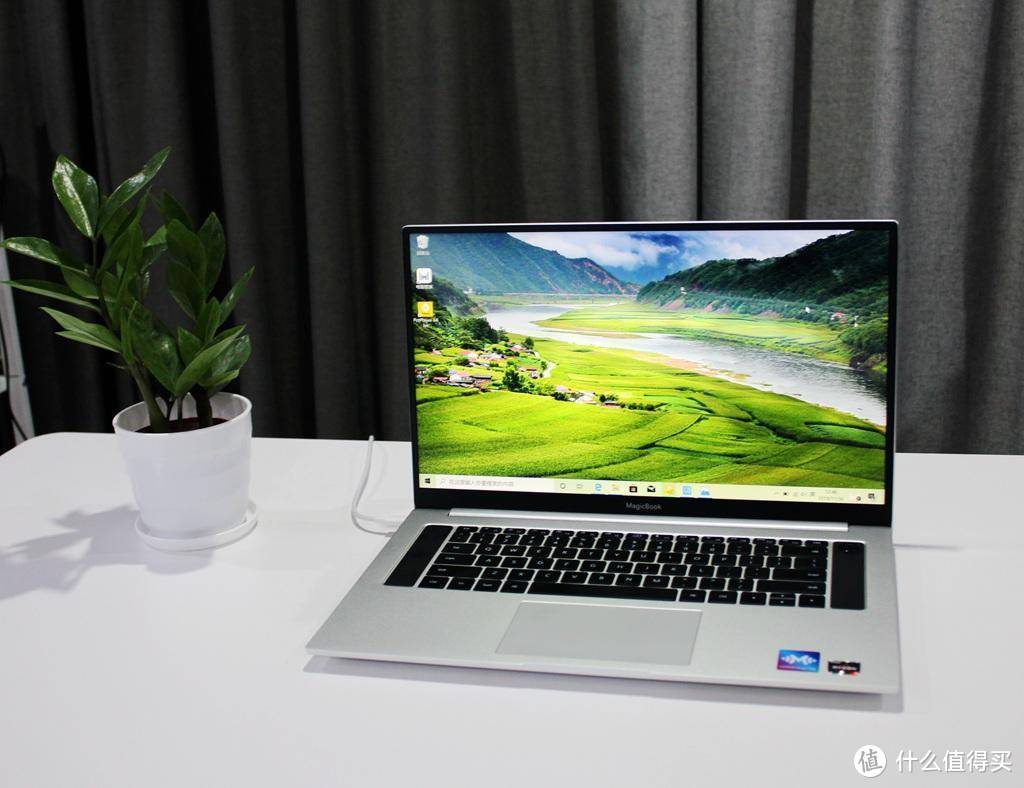 真香预警，荣耀MagicBook Pro科技尝鲜版体验（内含安装Windows 10教程）