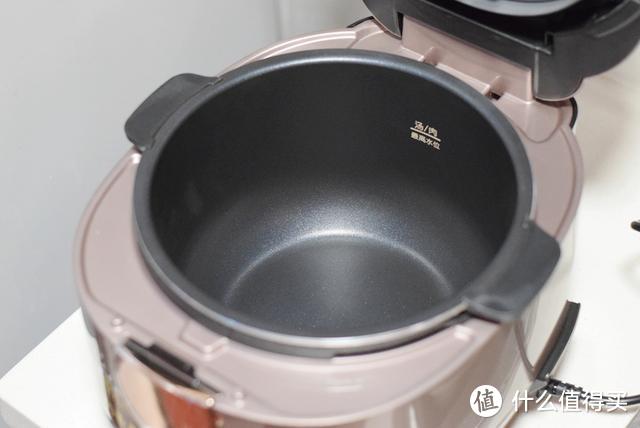 自动开盖、可煲汤、可煮饭，九阳推出新品电压力锅