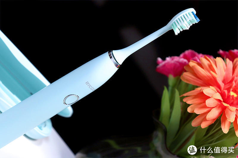 一套便携牙具满足25类敏感青年，BYCOO H9电动牙刷体验