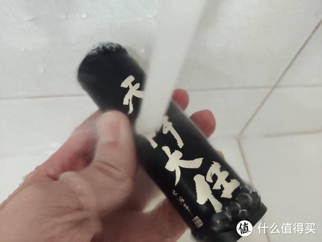 剃须也算天降大任！须眉涡轮三叶剃须刀上手：绝对的出差利器