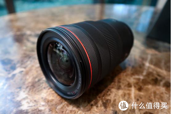 高品质R卡口超广角镜头 RF15-35mm F2.8 L IS USM