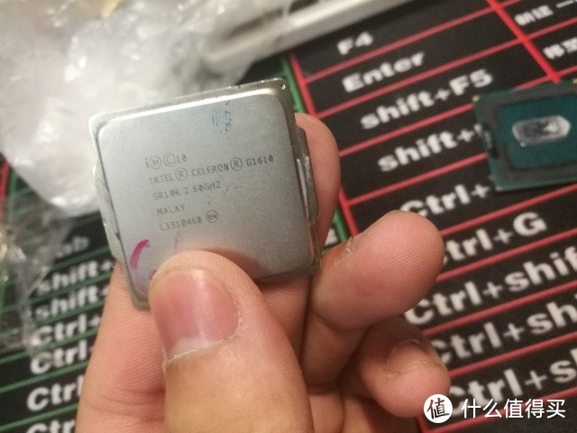 手把手教你封存CPU——CPU水晶滴胶