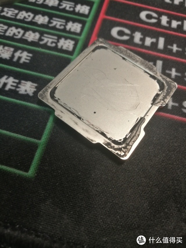 手把手教你封存CPU——CPU水晶滴胶