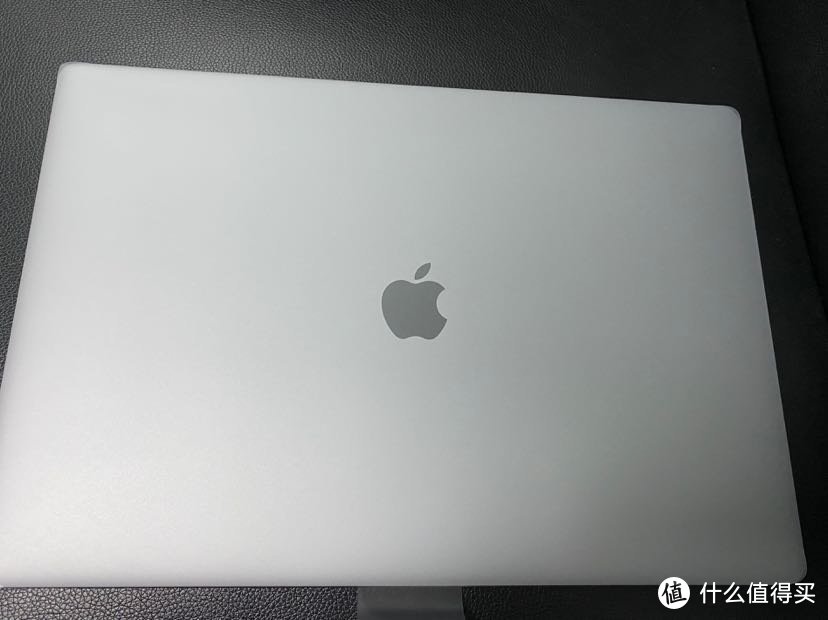 老男孩的新玩具-macbook pro16入手开箱简评