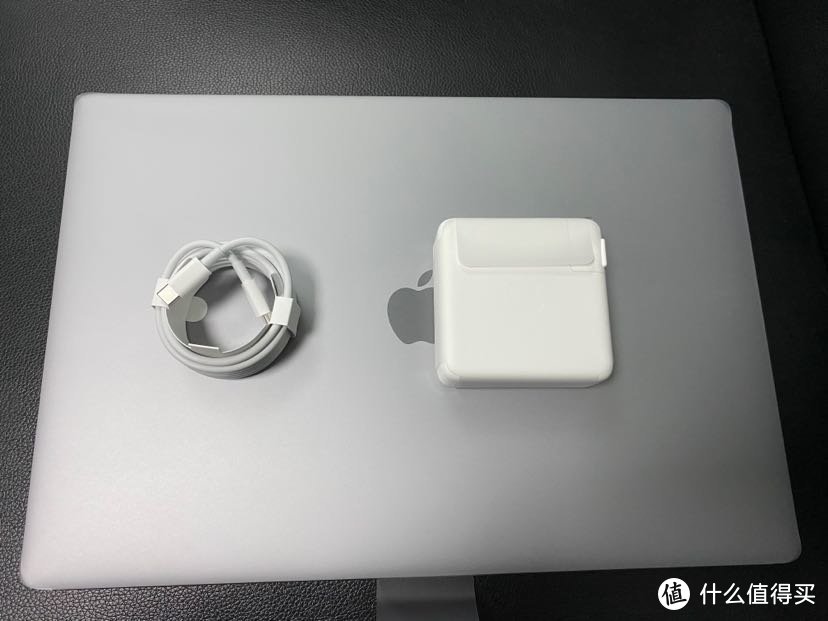 老男孩的新玩具-macbook pro16入手开箱简评