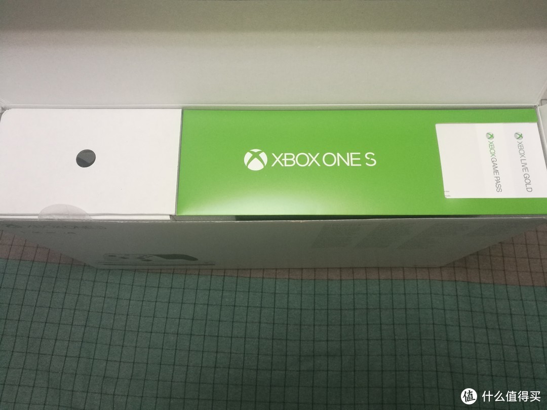 黑五购*带双手柄的超大号机顶盒之Xbox One S德亚版极速开箱篇