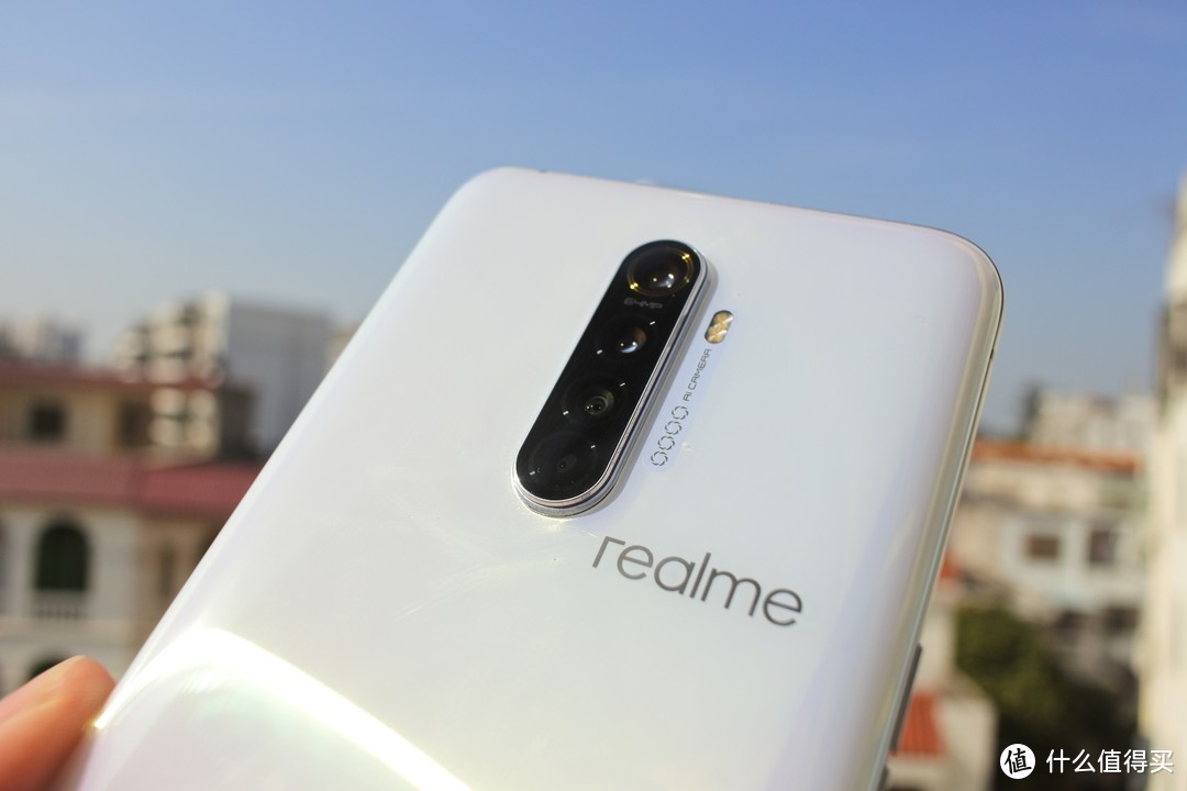 realme x2 pro ？ 855+，90Hz，50w，6400w，2699块值了