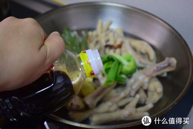 鸡爪最好吃的做法，不用油炒，又香又过瘾，做法好简单，一看就会