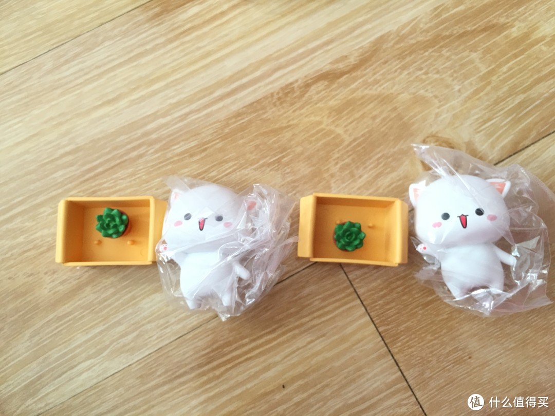 号称全网最萌表情包——MI TAO CAT 蜜桃猫盲盒第一弹使用测评