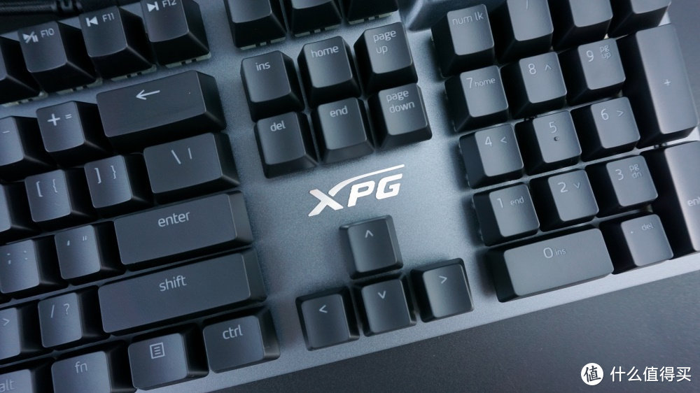 XPG召唤者游戏键盘上手体验：键盘不将就！