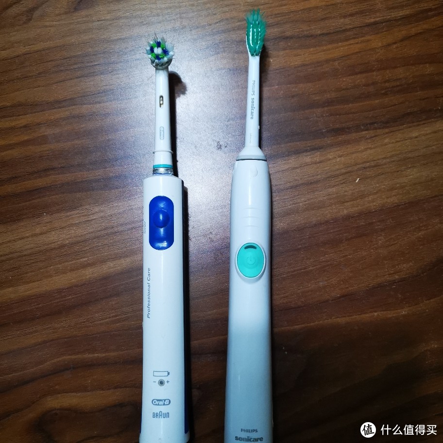 PHILIPS 飞利浦 HX6511 电动牙刷开箱，与欧乐B简单对比