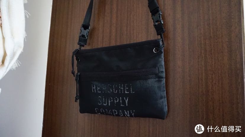 Herschel小挎包