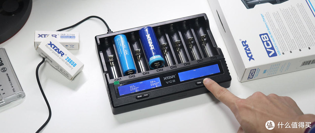 数码智能发烧友的移动充电站——XTAR 8位锂电池充电器VC8