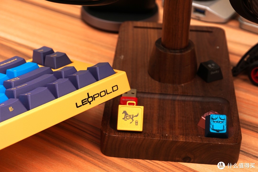 骚气的鹦鹉配色键盘！——Leopold FC660M PARROT 拆解 测评