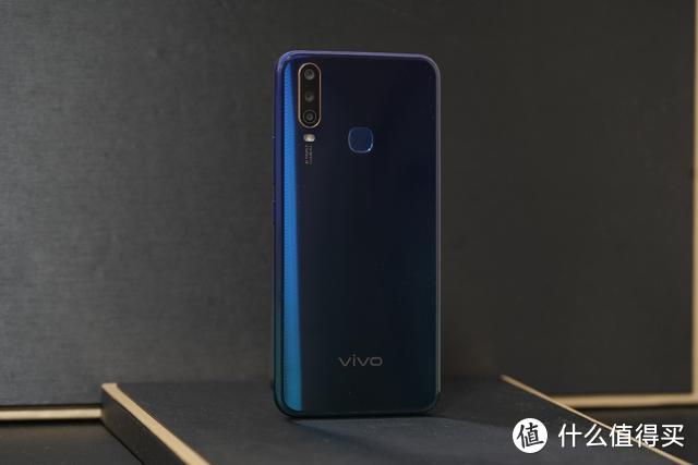 vivo U3x上手，功能全面，百元机的逆袭之作