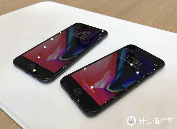 仍是最好的LCD小屏手机？2019年IPHONE8全年使用总结