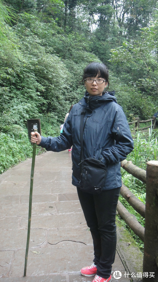 峨眉山，一日速游高中低山区（包含金顶+生态猴区）