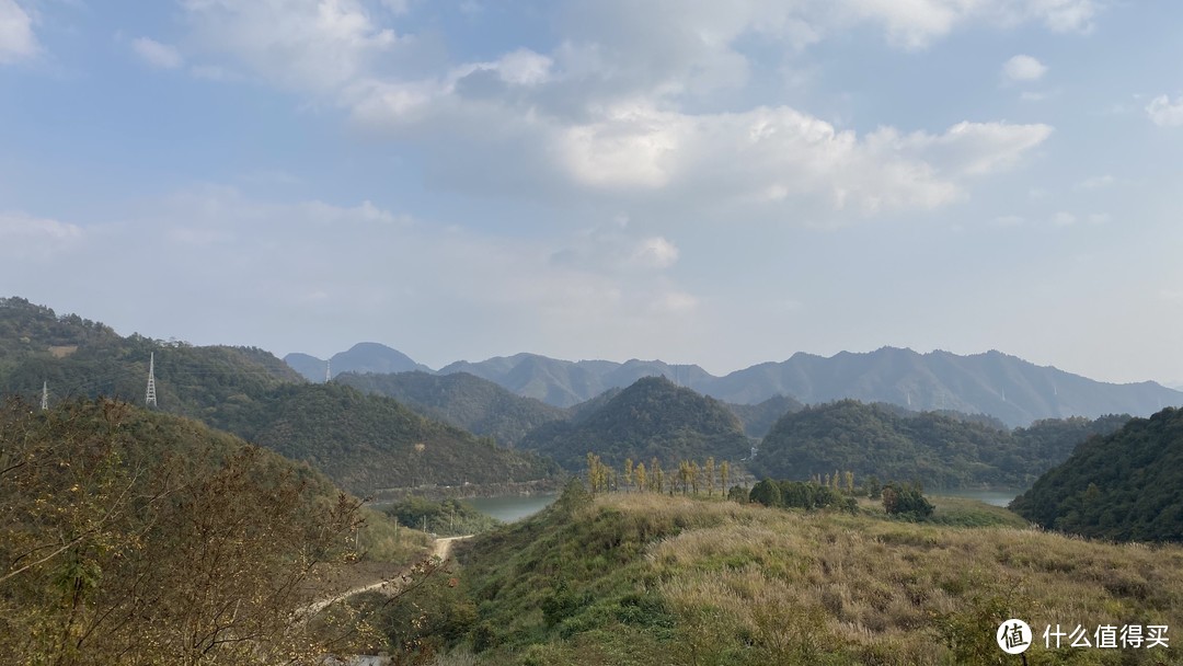 进入酒店盘山公路的风景