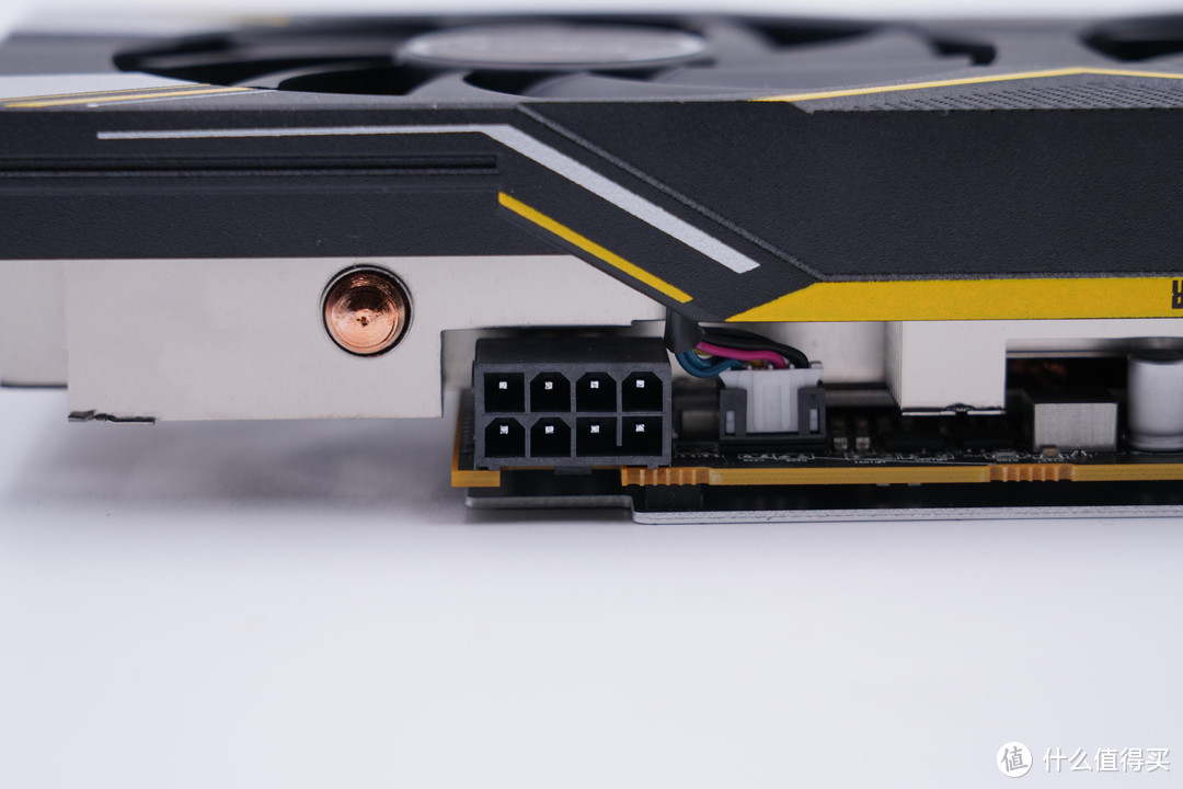 入门显卡怎么选 千元RX 5500 XT实测9款游戏 AMD新品能干倒NV吗？