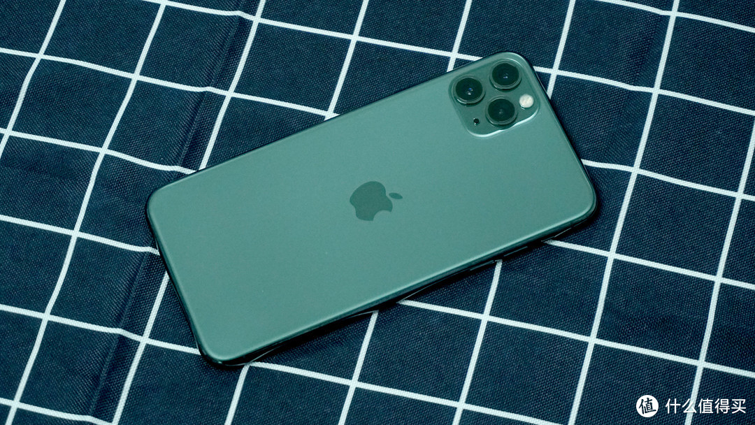 iphone11 pro max是蘋果2019年推出的三款iphone中,價格最高的一款,從