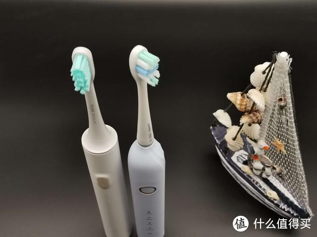 你以为电动牙刷就能保护牙齿了？看45度小白刷科学呵护口腔健康