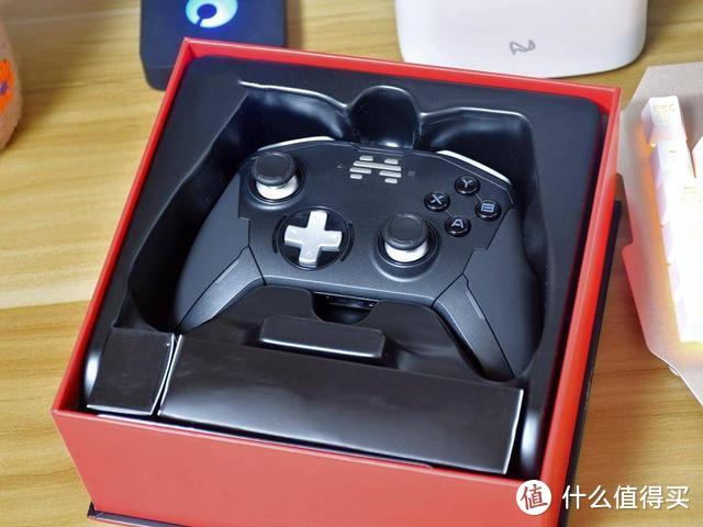 内置机械按键，支持PC/NS双平台，北通宙斯游戏手柄能否战胜Xbox？