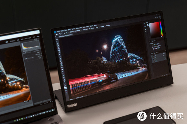 如果多屏成为习惯 —— ThinkVision M14 便携显示器评测