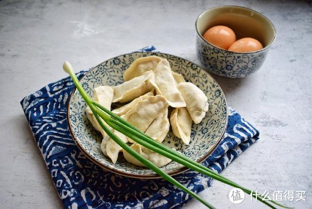 冻饺子怎么吃最诱人？大厨教你一招，轻松搞定早餐，孩子吃不够