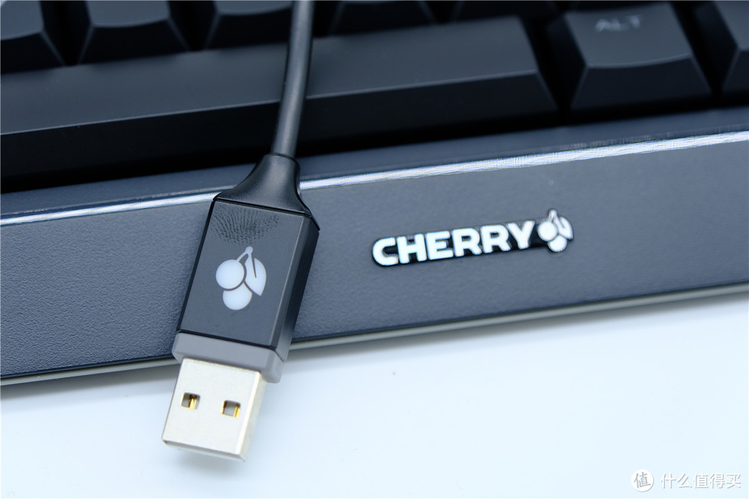 299的廉价入门樱桃原装键盘---CHERRY 樱桃 MX Board 1.0 机械键盘 黑轴
