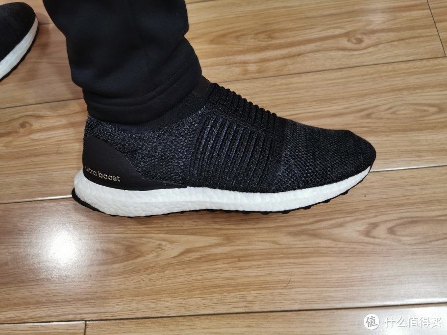 UB老年鞋？双十二购买的UltraBOOST LACELESS开箱