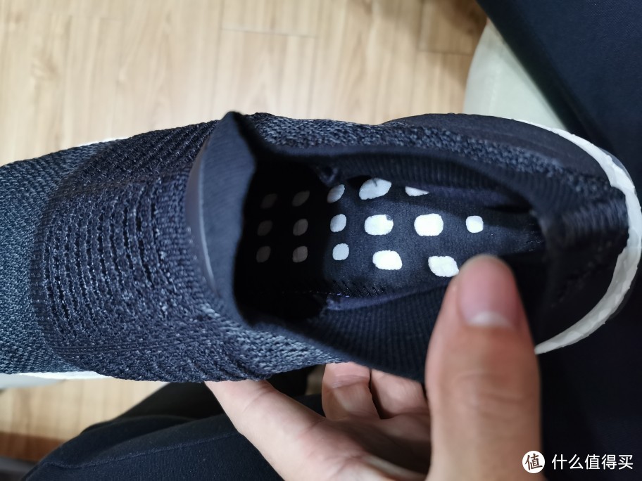 UB老年鞋？双十二购买的UltraBOOST LACELESS开箱