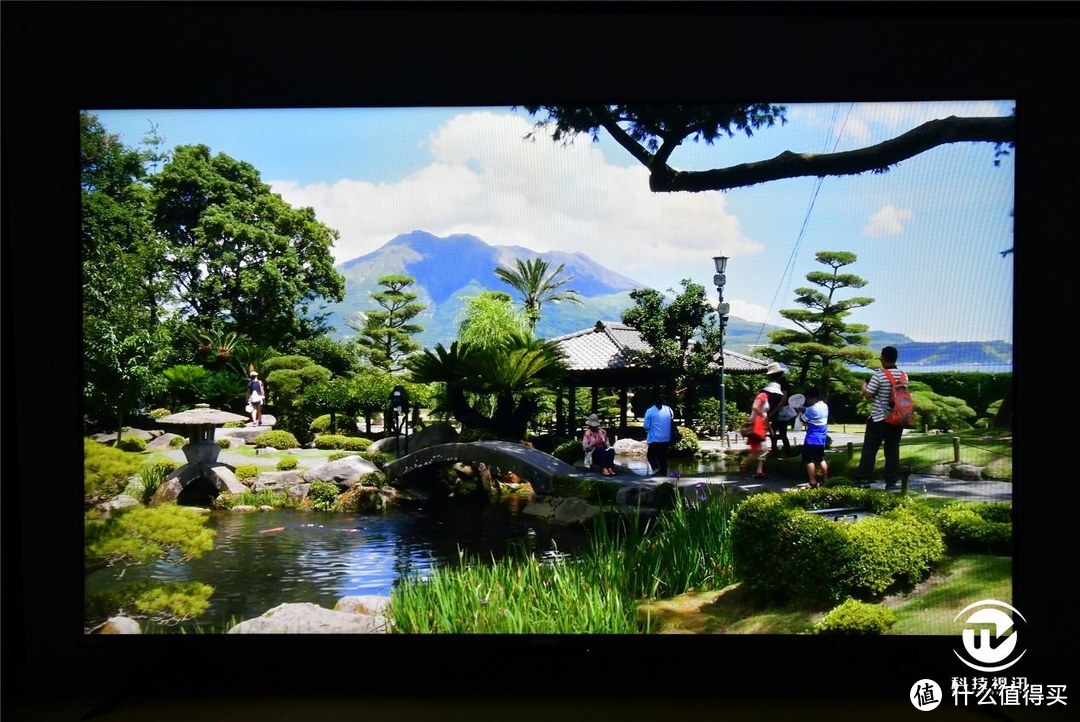 日本原装面板 夏普70D6UA黑科技新旗舰深度评测