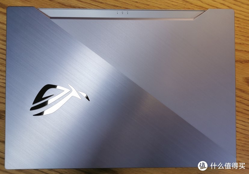 创意工作者的灵感之地,rog幻15冰川蓝的品质体验