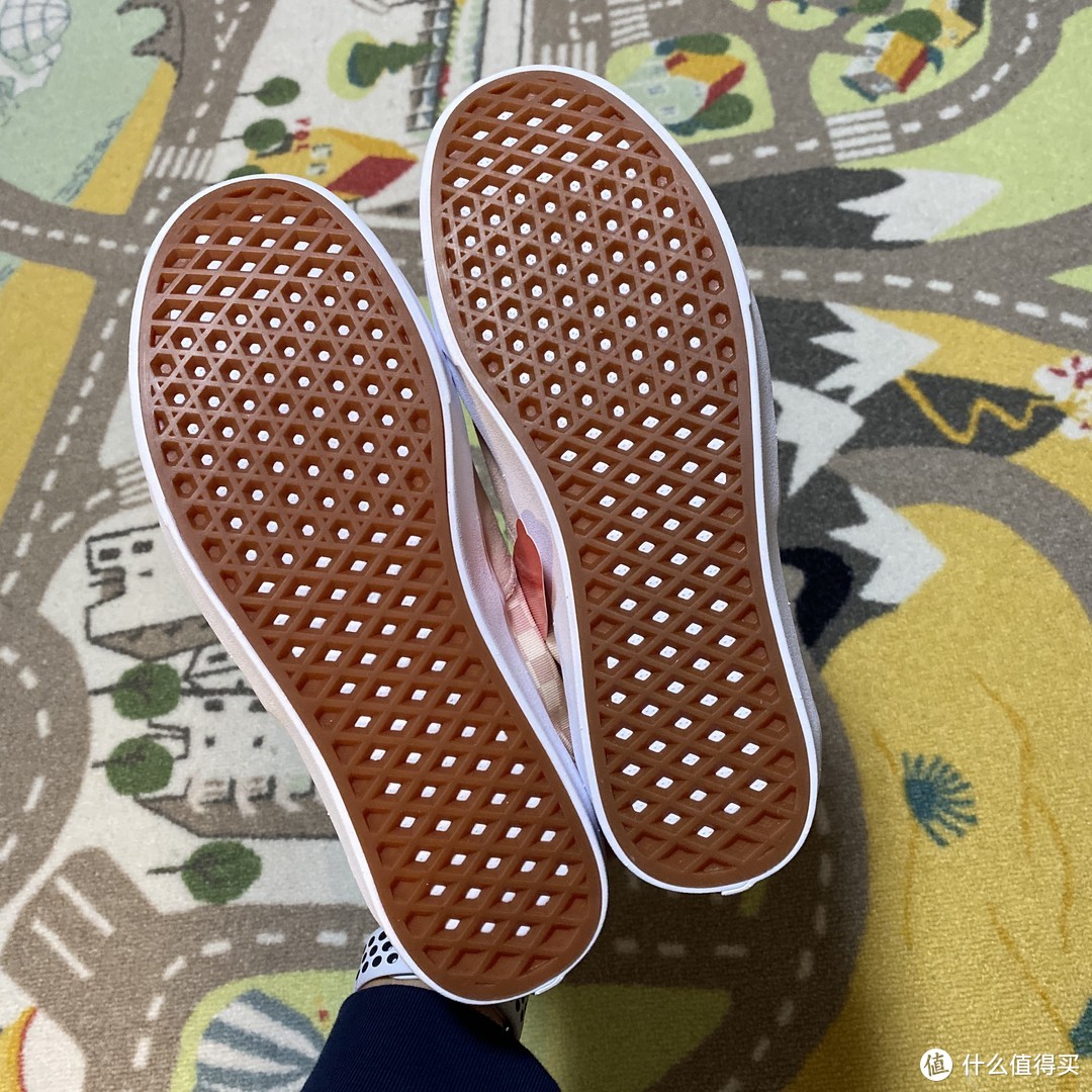 149真香！经典款升级新科技！Vans Era ComfyCush板鞋