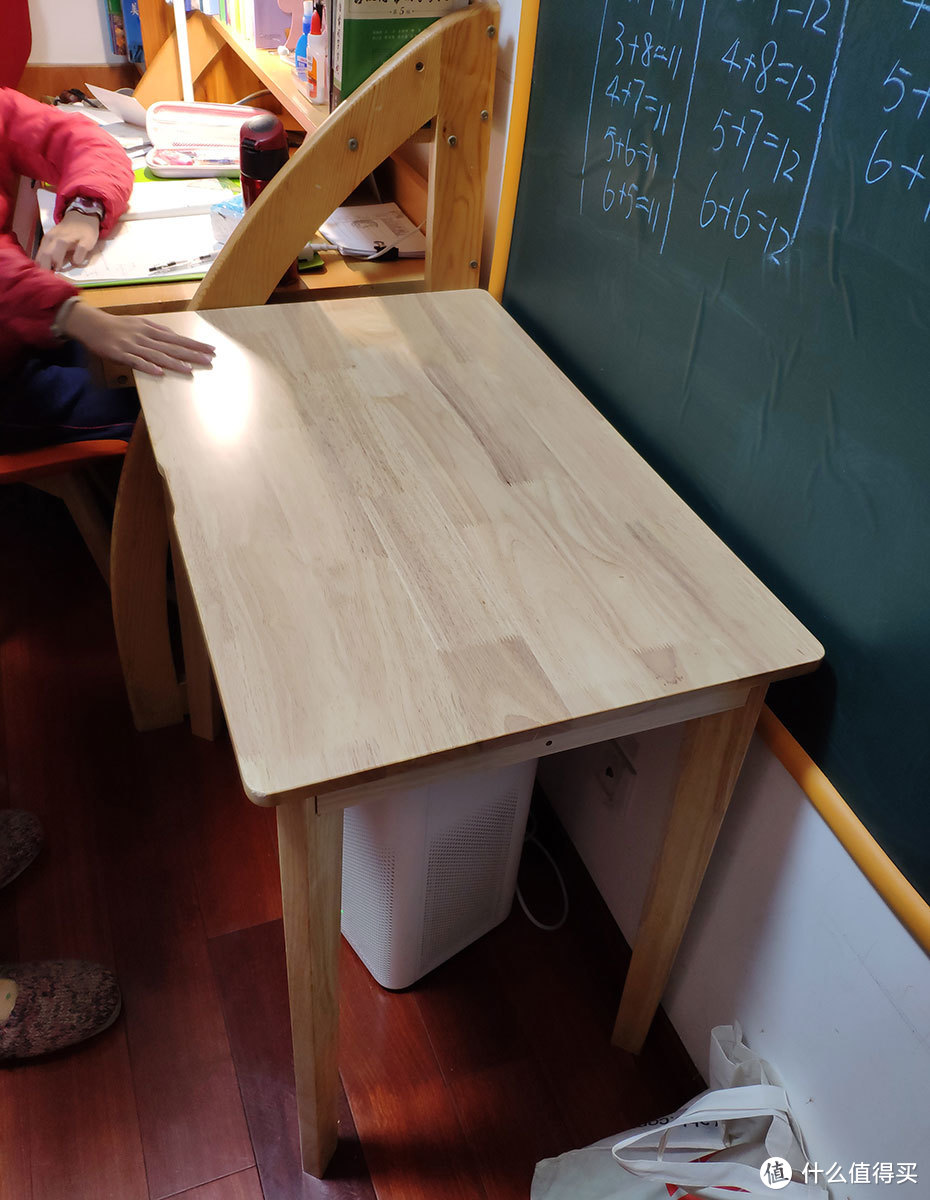 不舒服的书桌2.0和有欠缺的书桌3.0