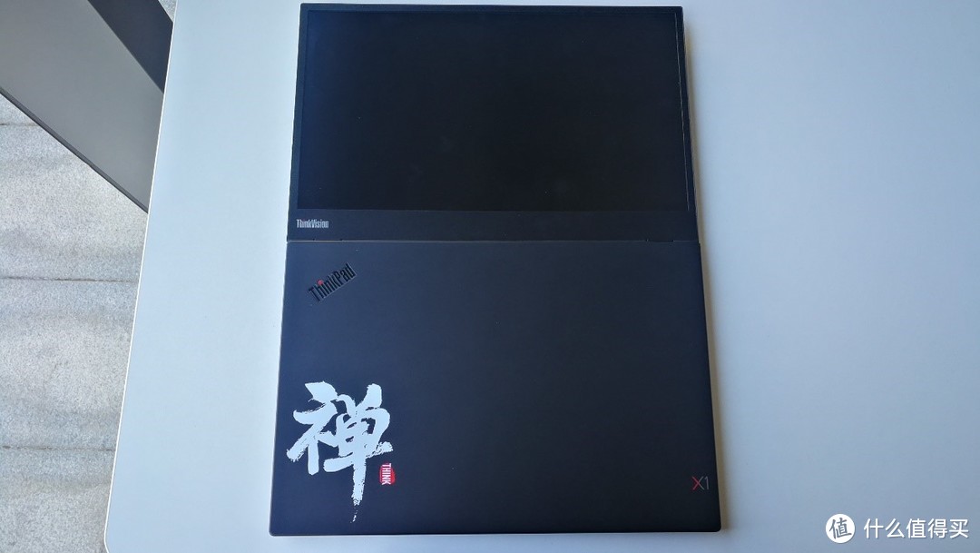 ThinkPad X1 Carbon 7th & ThinkVision M14