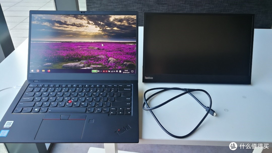 ThinkPad X1 Carbon 7th & ThinkVision M14