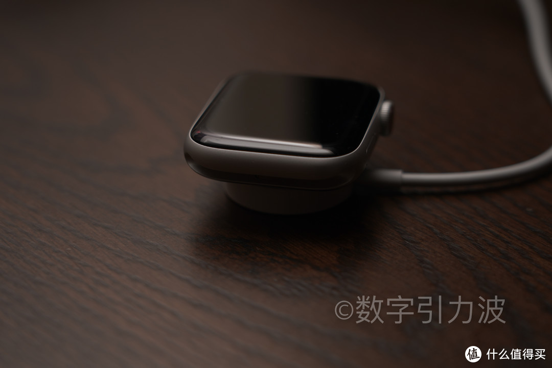 不戴手表的人为何买了Apple Watch 5 