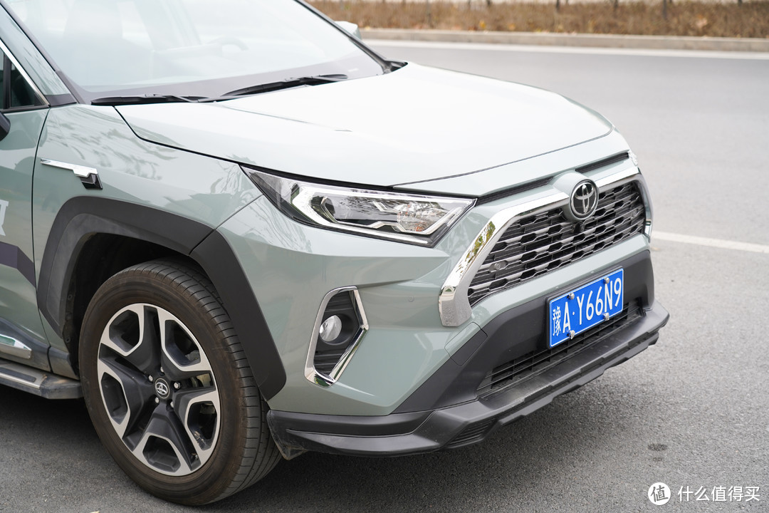 越级新生：一汽丰田全新荣放RAV4试驾体验