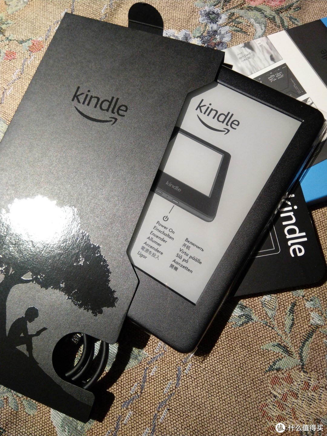 kindle青春版泡面盖开箱