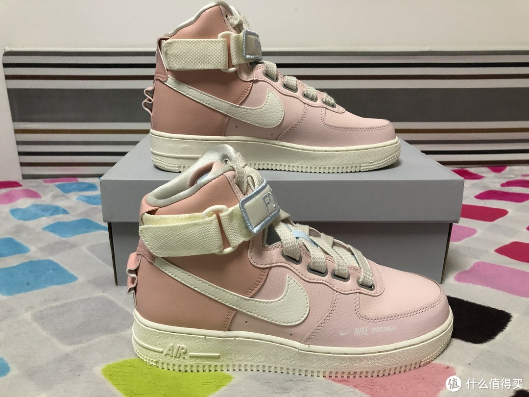 AF1高帮粉色