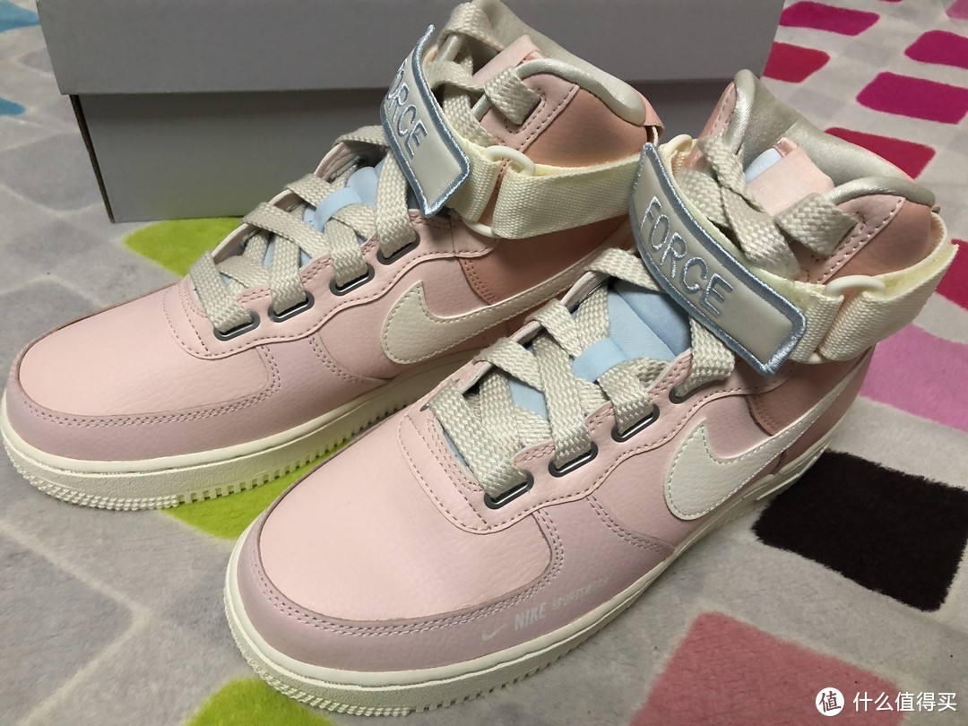 AF1高帮粉色