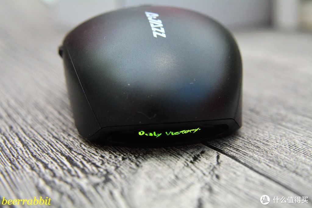 低价、无线、高性能  黑爵i303 pro 无线游戏鼠标评测