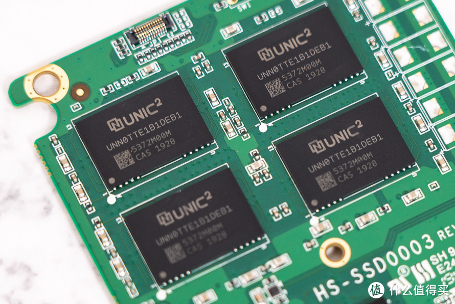 性能出色的高性价比产品： 海康威视E200P SSD评测