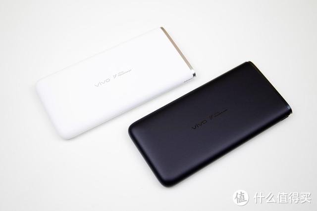 颜值高、充电快、支持 22.5W 闪充，vivo 双向充电宝体验