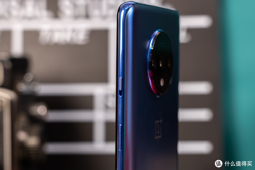 90Hz屏幕刷新真的好？从OnePlus 7Pro到7T，一加为何如此执着的剑走偏锋