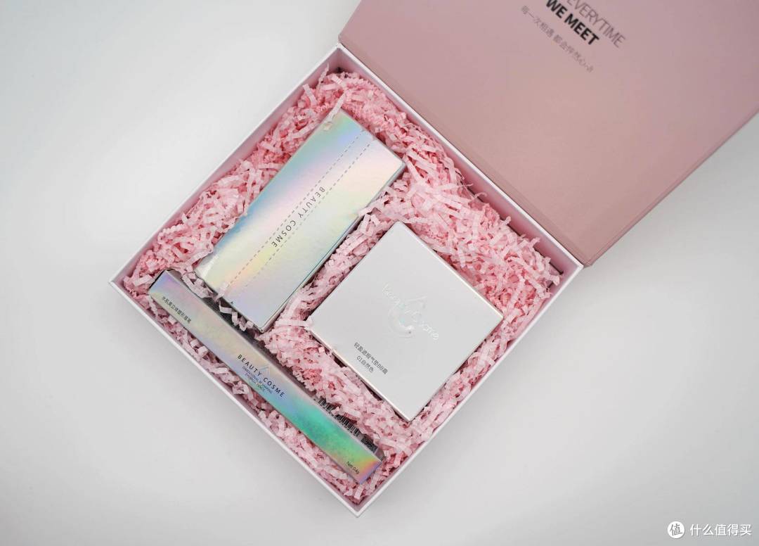 陪伴是最长情的告白篇二十三 粉白黛黑 施芳泽只 水肌美蜜恋彩妆礼盒 彩妆产品 什么值得买