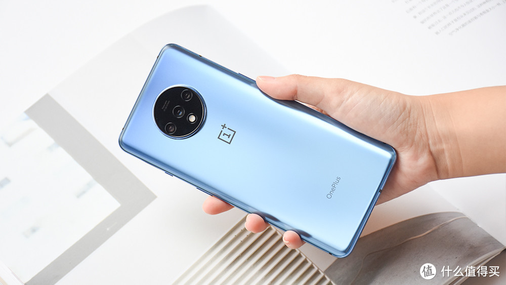 OnePlus 7T 深度体验报告丨是中庸，亦是未来。