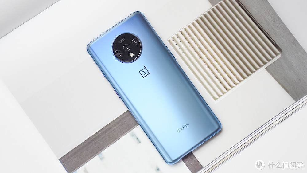 OnePlus 7T 深度体验报告丨是中庸，亦是未来。