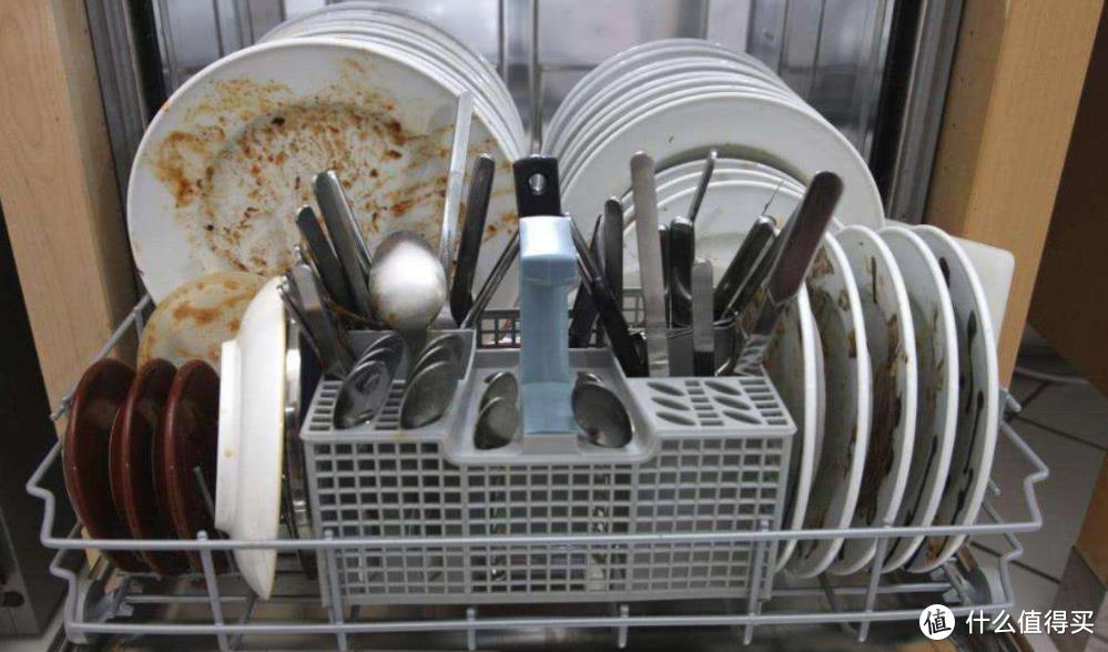 【中产必备】饭后去遛狗，洗碗不伤手的洗碗机了解一下？